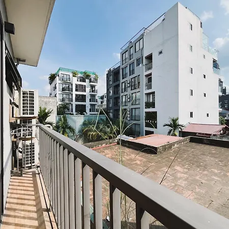 Hanoi Home 4 - Cheap Price 2 Bedroom Apartment Near West Lake-2